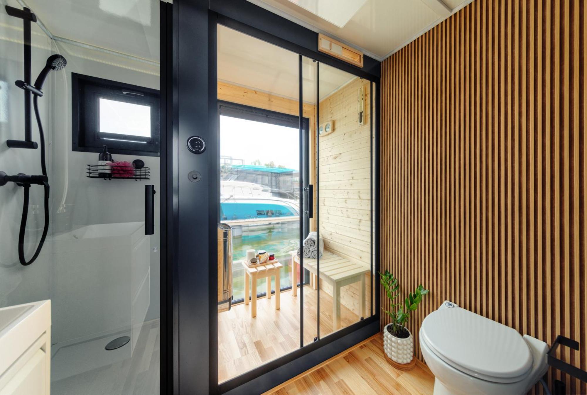 Domek Na Wodzie - Houseboat -Sauna, Taras Na Dachu, Dwie Sypialnie มิโคไวกี ภายนอก รูปภาพ